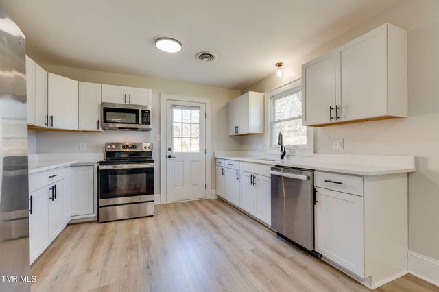 146 Carlton Road, Bristol, TN 37620