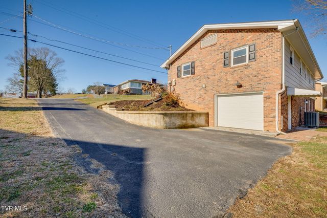 146 Carlton Road, Bristol, TN 37620