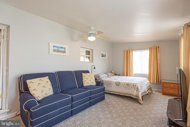 171 OCEAN OVAL DR, Berlin, MD 21811