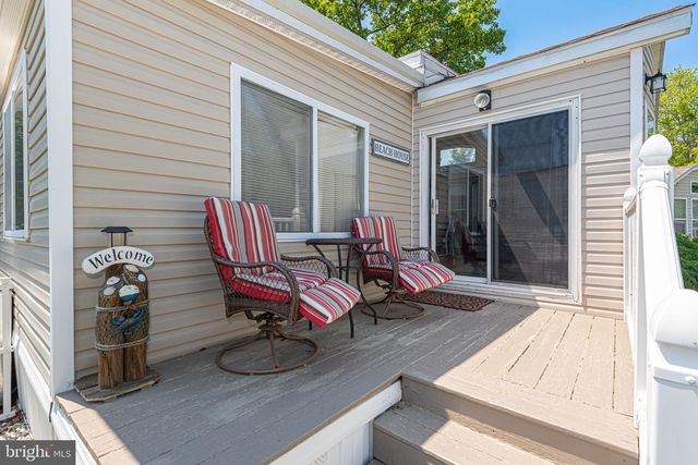 171 OCEAN OVAL DR, Berlin, MD 21811