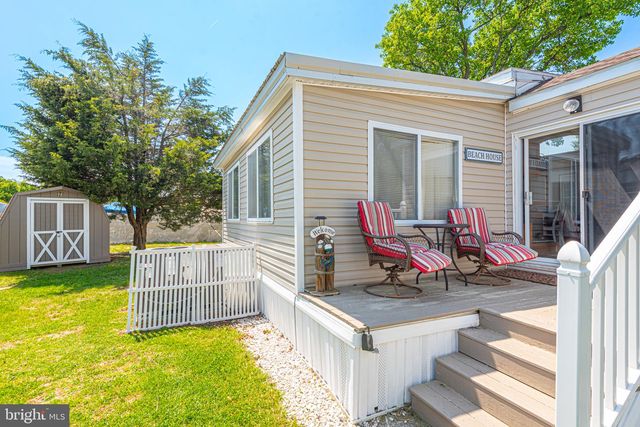 171 OCEAN OVAL DR, Berlin, MD 21811
