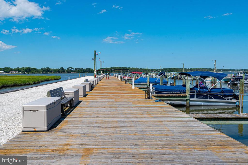 Image 34 of property listing at 171 OCEAN OVAL DR, Berlin, MD 21811