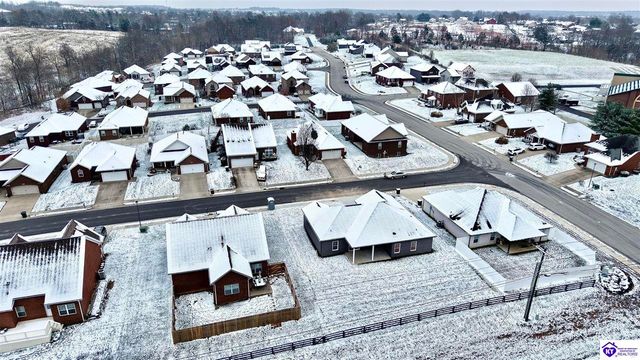 902 Silktree Circle, Elizabethtown, KY 42701