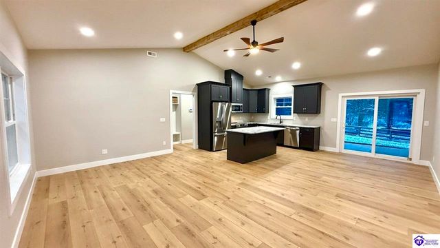 902 Silktree Circle, Elizabethtown, KY 42701