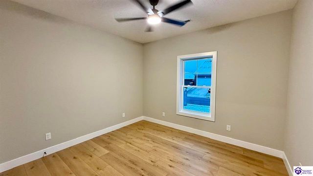 902 Silktree Circle, Elizabethtown, KY 42701