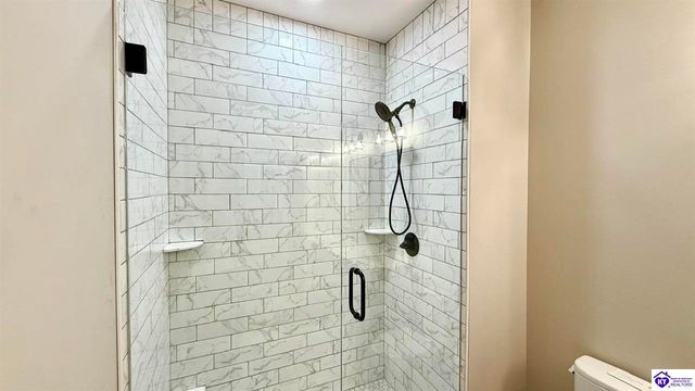 902 Silktree Circle, Elizabethtown, KY 42701