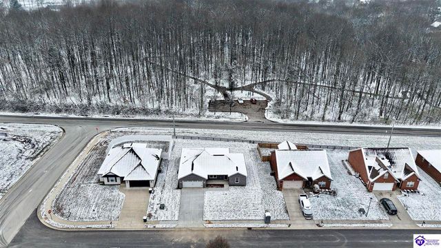 902 Silktree Circle, Elizabethtown, KY 42701