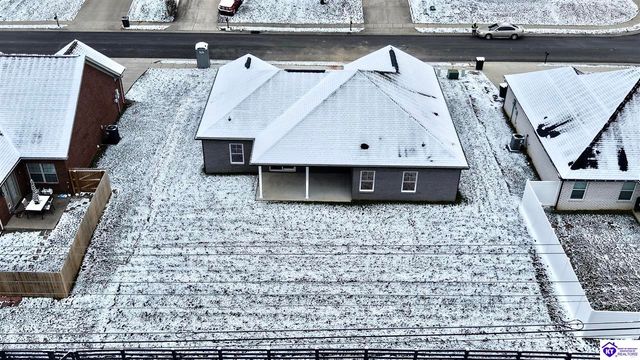 902 Silktree Circle, Elizabethtown, KY 42701