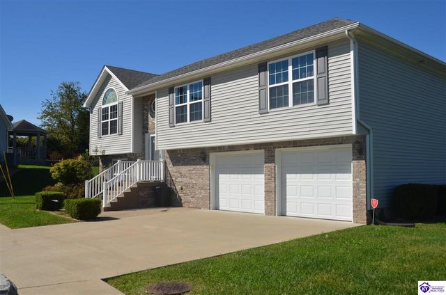 208 Kathie Court, Vine Grove, KY 40175