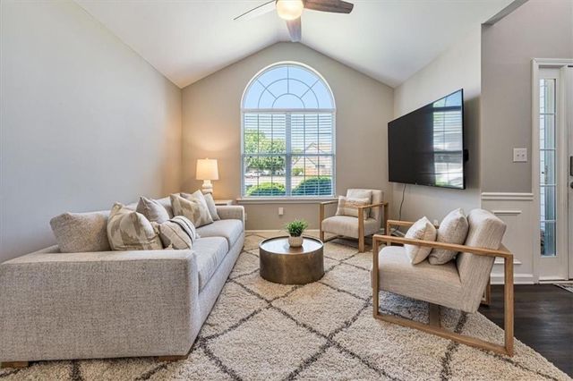 1020 Amber Leaf Court, Roswell, GA 30076
