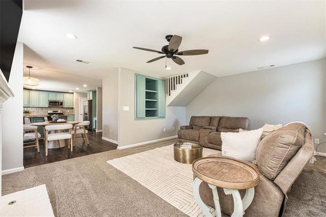 1020 Amber Leaf Court, Roswell, GA 30076