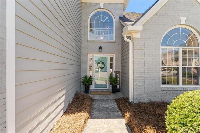1020 Amber Leaf Court, Roswell, GA 30076