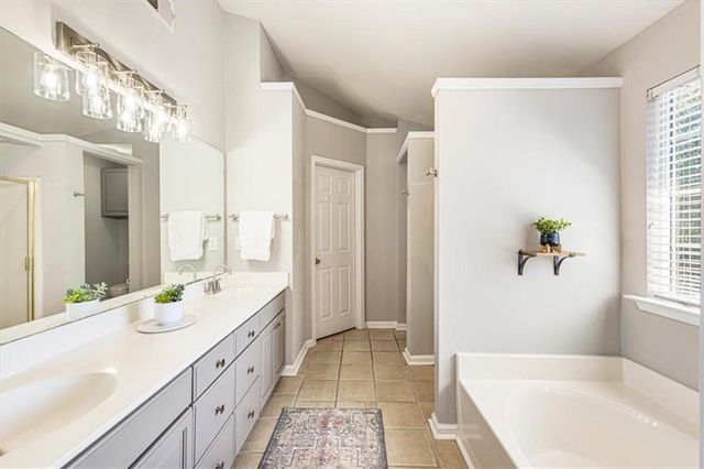 1020 Amber Leaf Court, Roswell, GA 30076