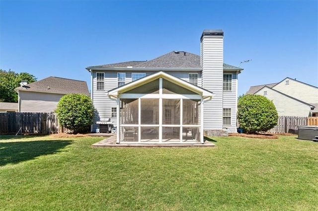 1020 Amber Leaf Court, Roswell, GA 30076