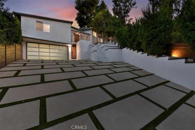 3675 Ventura Canyon, Sherman Oaks, CA 91423