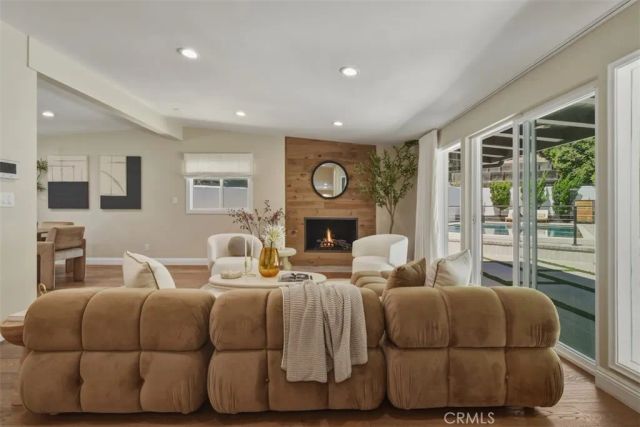 3675 Ventura Canyon, Sherman Oaks, CA 91423