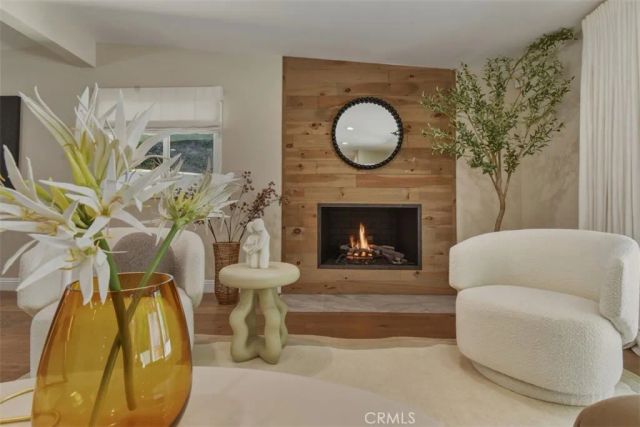 3675 Ventura Canyon, Sherman Oaks, CA 91423