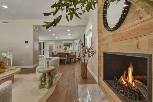 3675 Ventura Canyon, Sherman Oaks, CA 91423