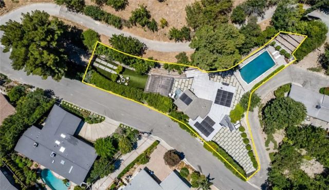 3675 Ventura Canyon, Sherman Oaks, CA 91423