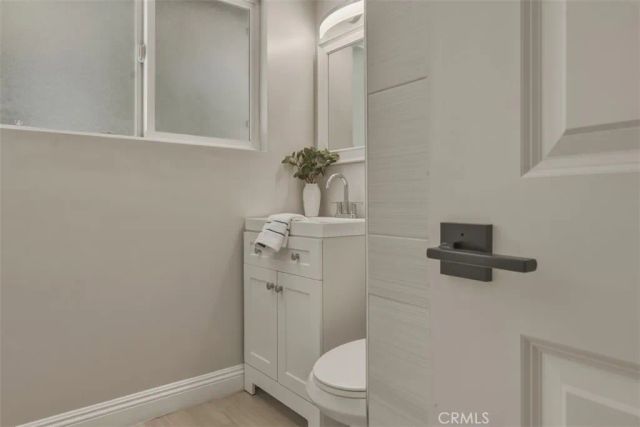 3675 Ventura Canyon, Sherman Oaks, CA 91423