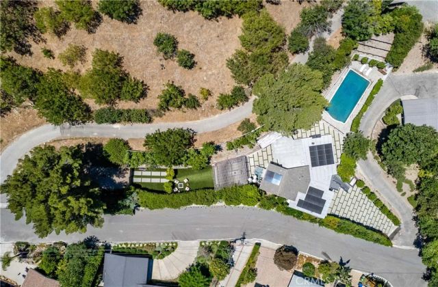 3675 Ventura Canyon, Sherman Oaks, CA 91423