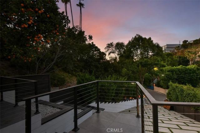 3675 Ventura Canyon, Sherman Oaks, CA 91423