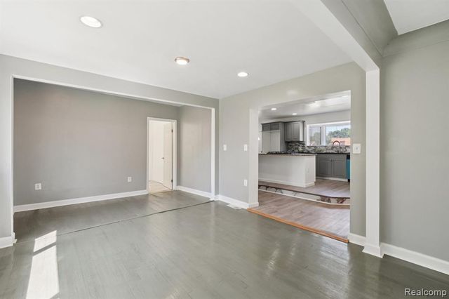 19211 Birwood Street, Detroit, MI 48221