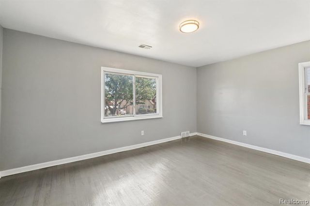 19211 Birwood Street, Detroit, MI 48221