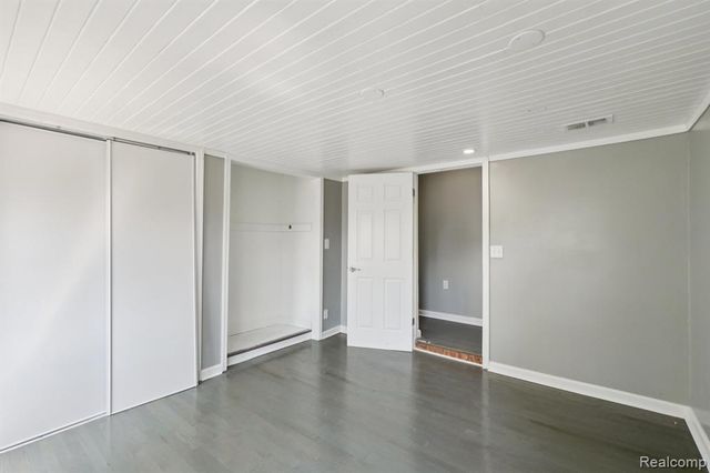 19211 Birwood Street, Detroit, MI 48221