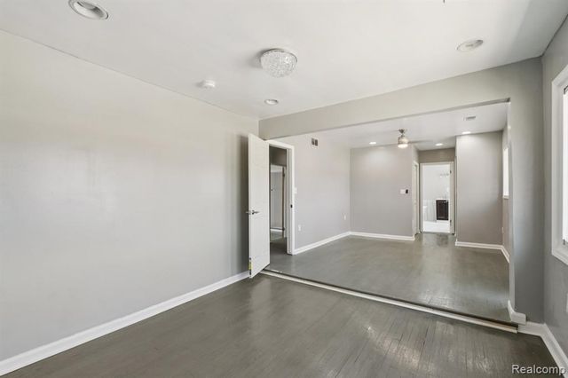 19211 Birwood Street, Detroit, MI 48221