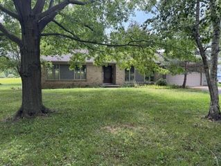 6085 DEXTER ANN ARBOR Road, Dexter, MI 48130