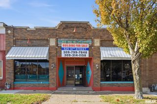 525 14TH Street, Moline, IL 61265