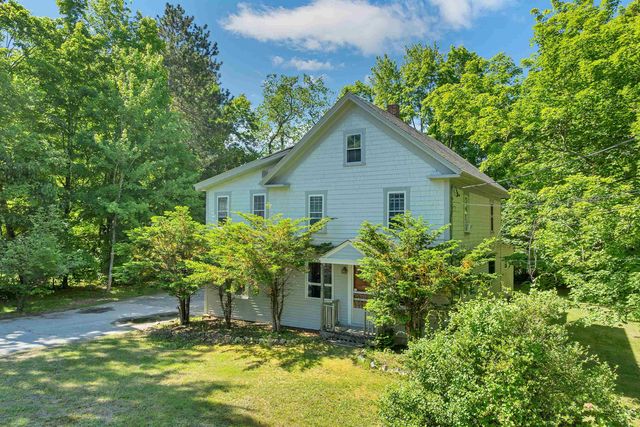 9 Crescent Street, Laconia, NH 03246