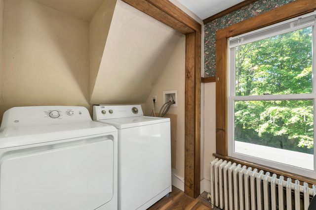9 Crescent Street, Laconia, NH 03246