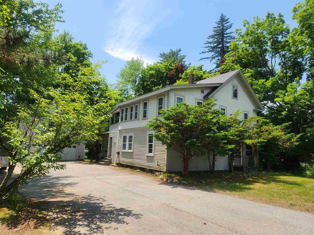 9 Crescent Street, Laconia, NH 03246