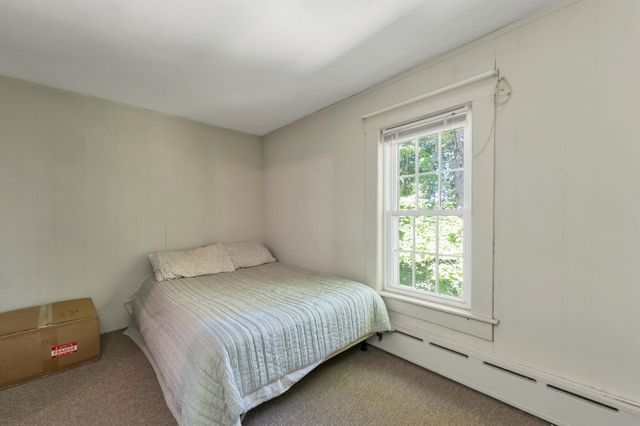 9 Crescent Street, Laconia, NH 03246