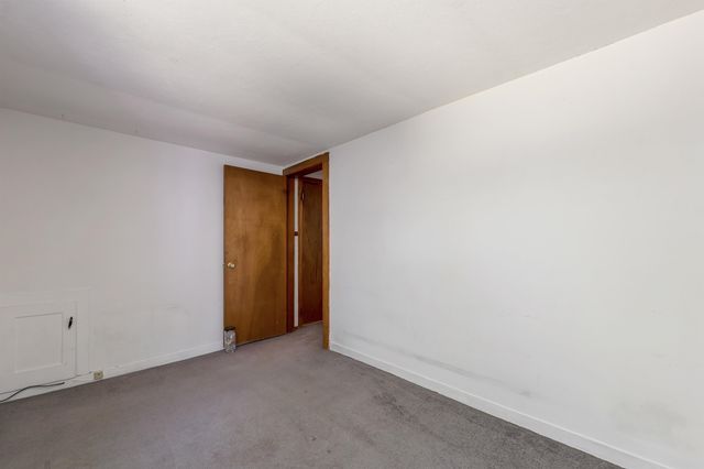 9 Crescent Street, Laconia, NH 03246