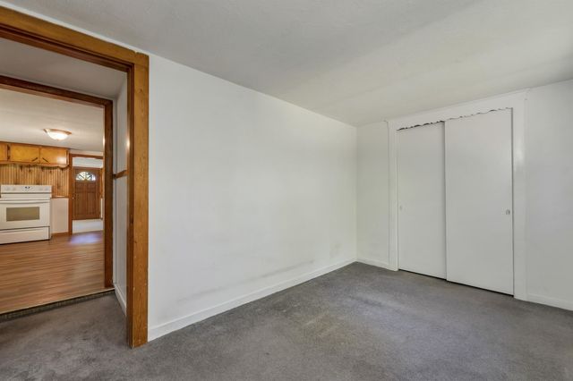 9 Crescent Street, Laconia, NH 03246