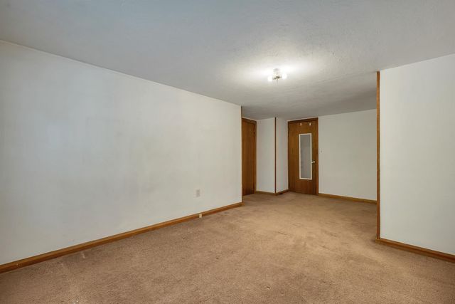 9 Crescent Street, Laconia, NH 03246