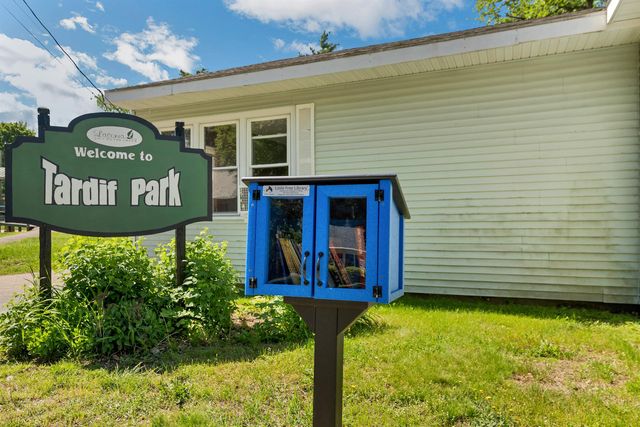 9 Crescent Street, Laconia, NH 03246