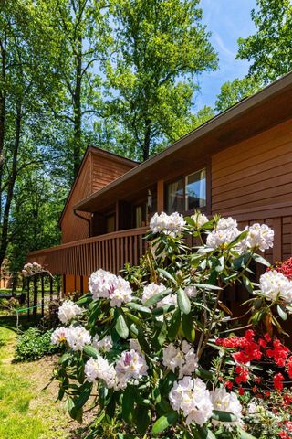 5 Wildwood Circle, Fletcher, NC 28732