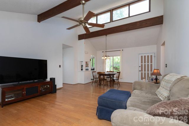 5 Wildwood Circle, Fletcher, NC 28732