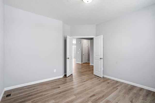 2412 Buffalo Ridge Drive, Buffalo, MN 55313