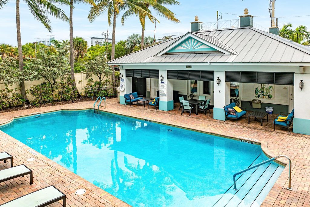 255 NE 3rd Avenue Unit 2-407, Delray Beach, FL 33444