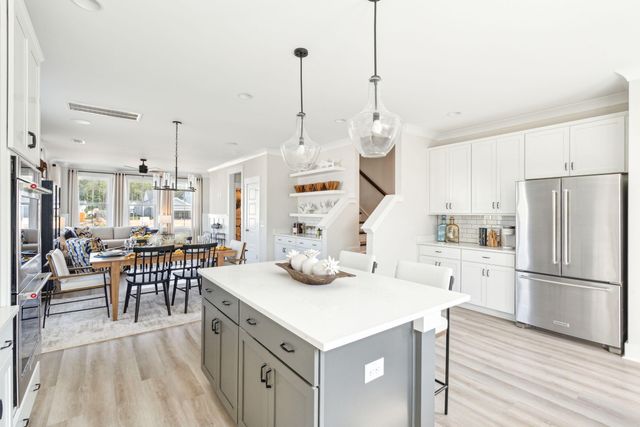 601 Southview Lane, Summerville, SC 29486