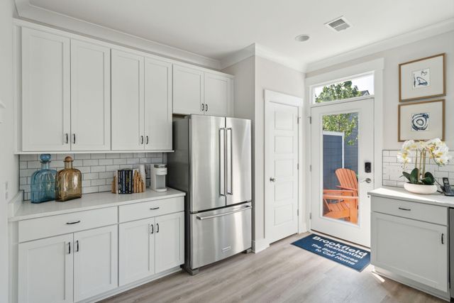 601 Southview Lane, Summerville, SC 29486