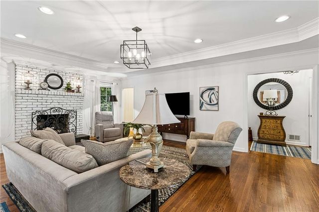 4141 Ashwoody Trail NE, Atlanta, GA 30319