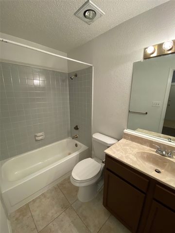 7904 Steppington Drive, Plano, TX 75025