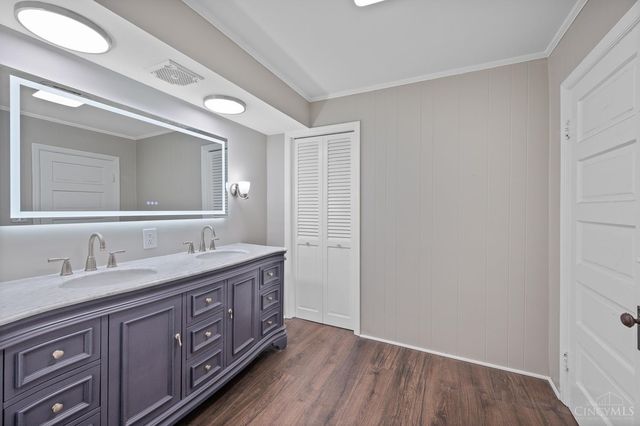 211 Harrison Street, Middletown, OH 45042