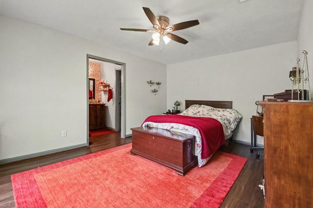 423 Merriweather Street, Houston, TX 77598